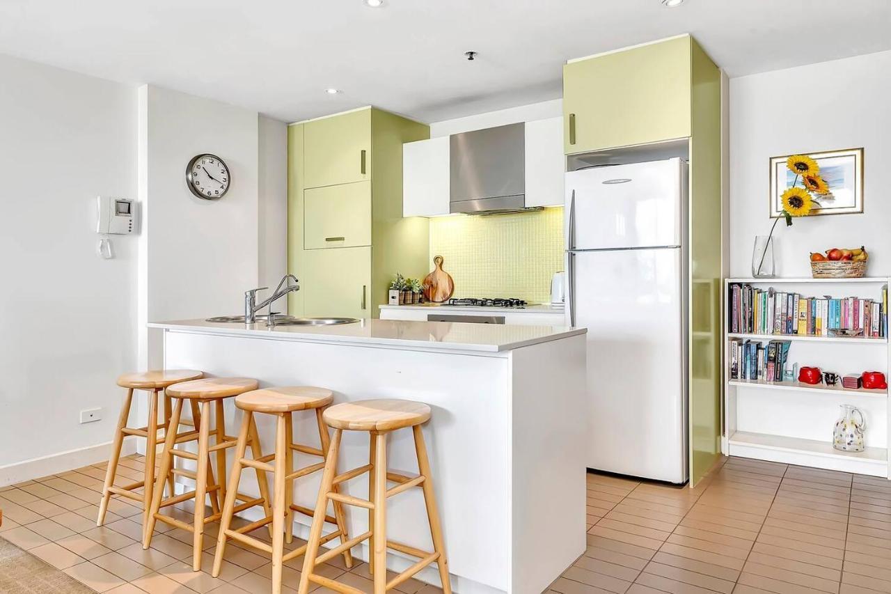 Waterfront Resort-Style Living At Glenelg Beach Adelaide Exteriör bild
