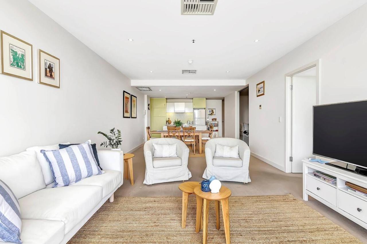 Waterfront Resort-Style Living At Glenelg Beach Adelaide Exteriör bild