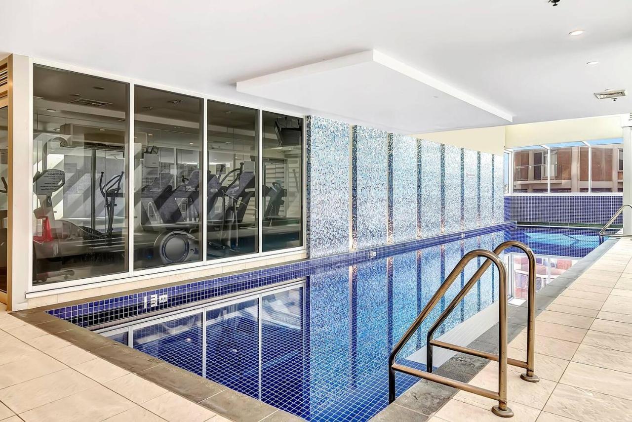 Waterfront Resort-Style Living At Glenelg Beach Adelaide Exteriör bild
